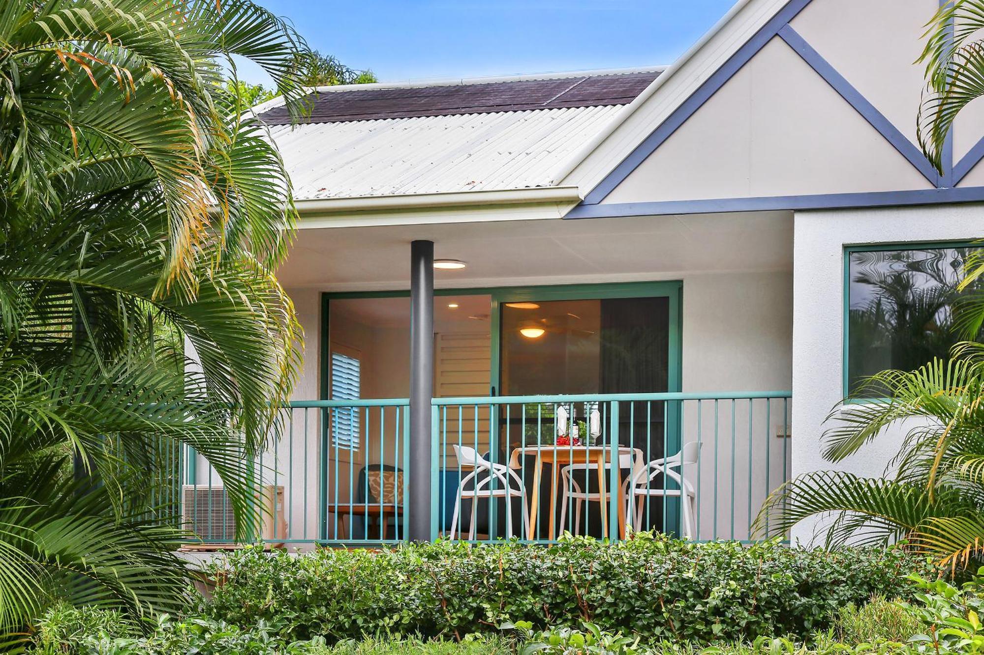 Chez Noosa Resort Motel Sunshine Beach Exterior photo